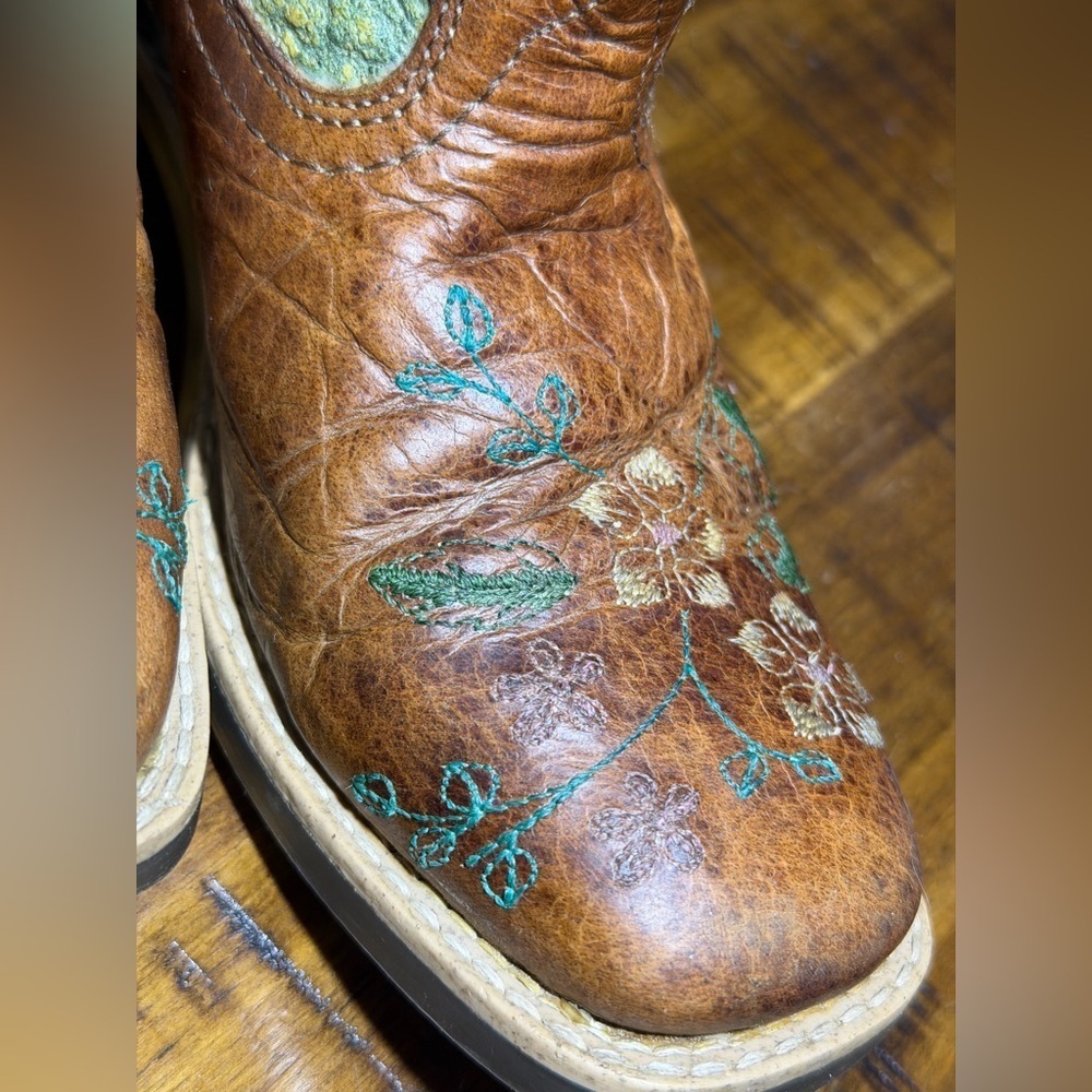 Kids Embroidered Brown and Green Boots - Picture 12 of 14